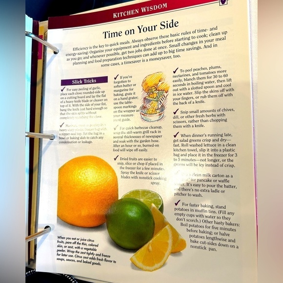 Weight Watchers hard cover binder cookbook excellent condition. - Picture 3 of 6